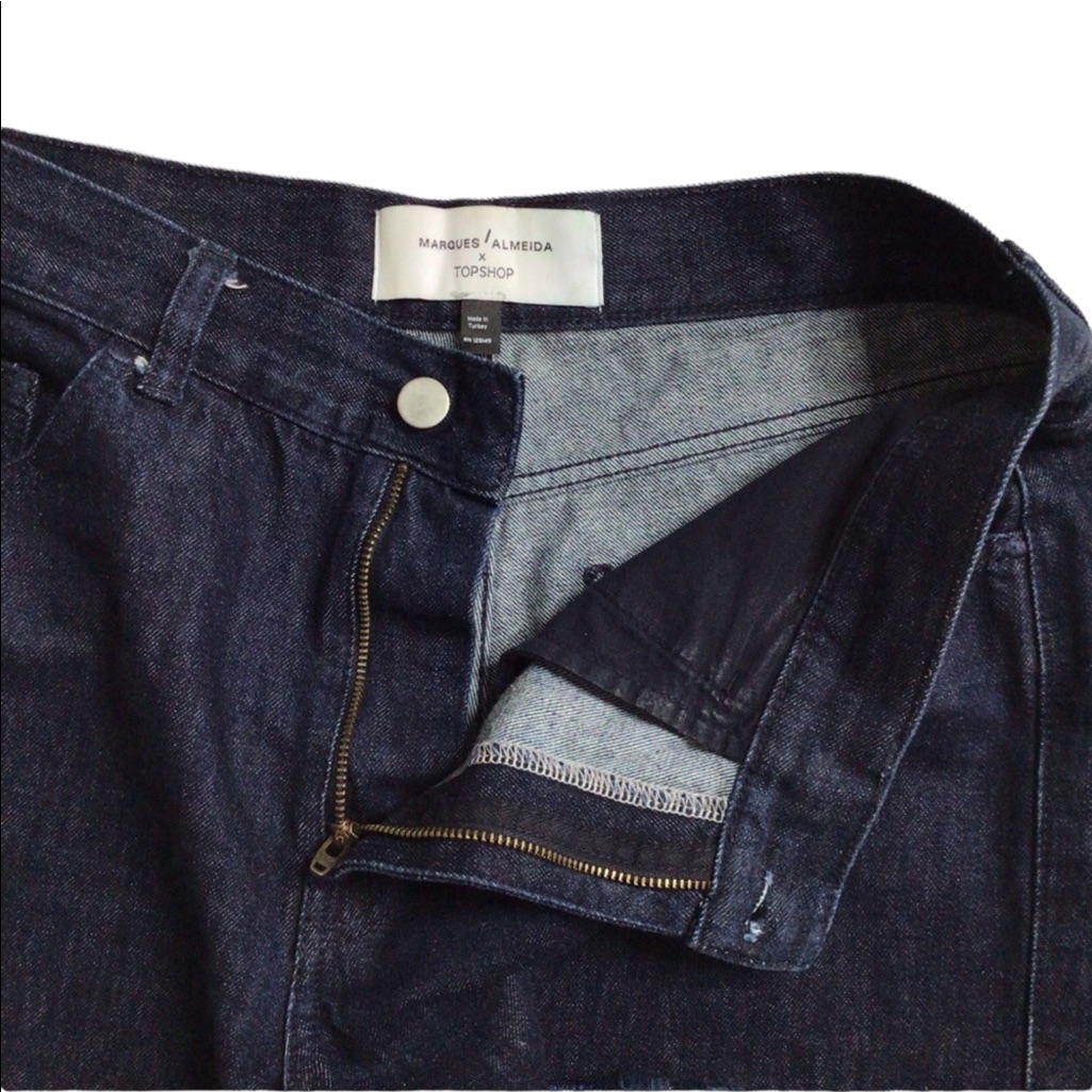 Marques'almeida X Topshop Dark Wash Frayed Hem Denim Shorts Size 6 — image 4 of 8